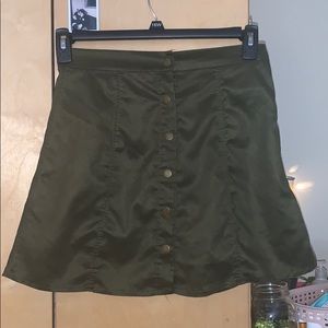 Green polyester skirt